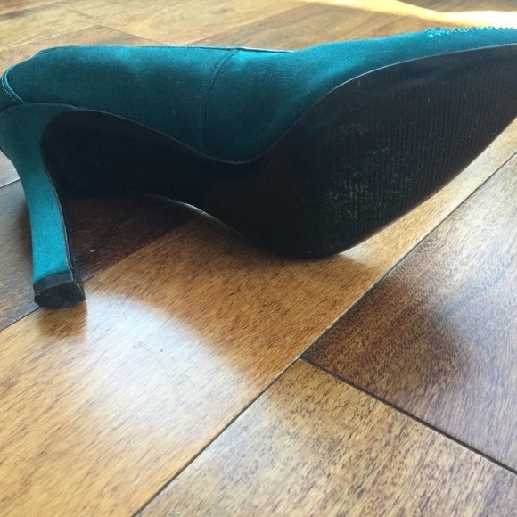 Nine West size 7.5 green heels - Picture 4 of 7
